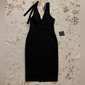 NWT Lulus M Black Bodycon Bow Shoulder Dress V Neck